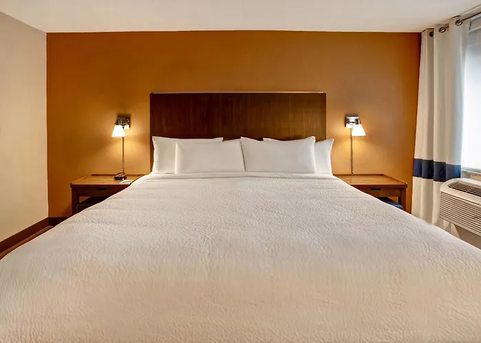 Four Points By Sheraton Hotel Peoria