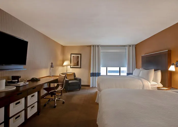 Hotel Four Points By Sheraton 3*