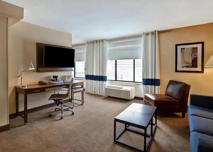 Four Points By Sheraton Hotel